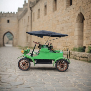 Carro antigo multiuso verde 1903 tipo aberto