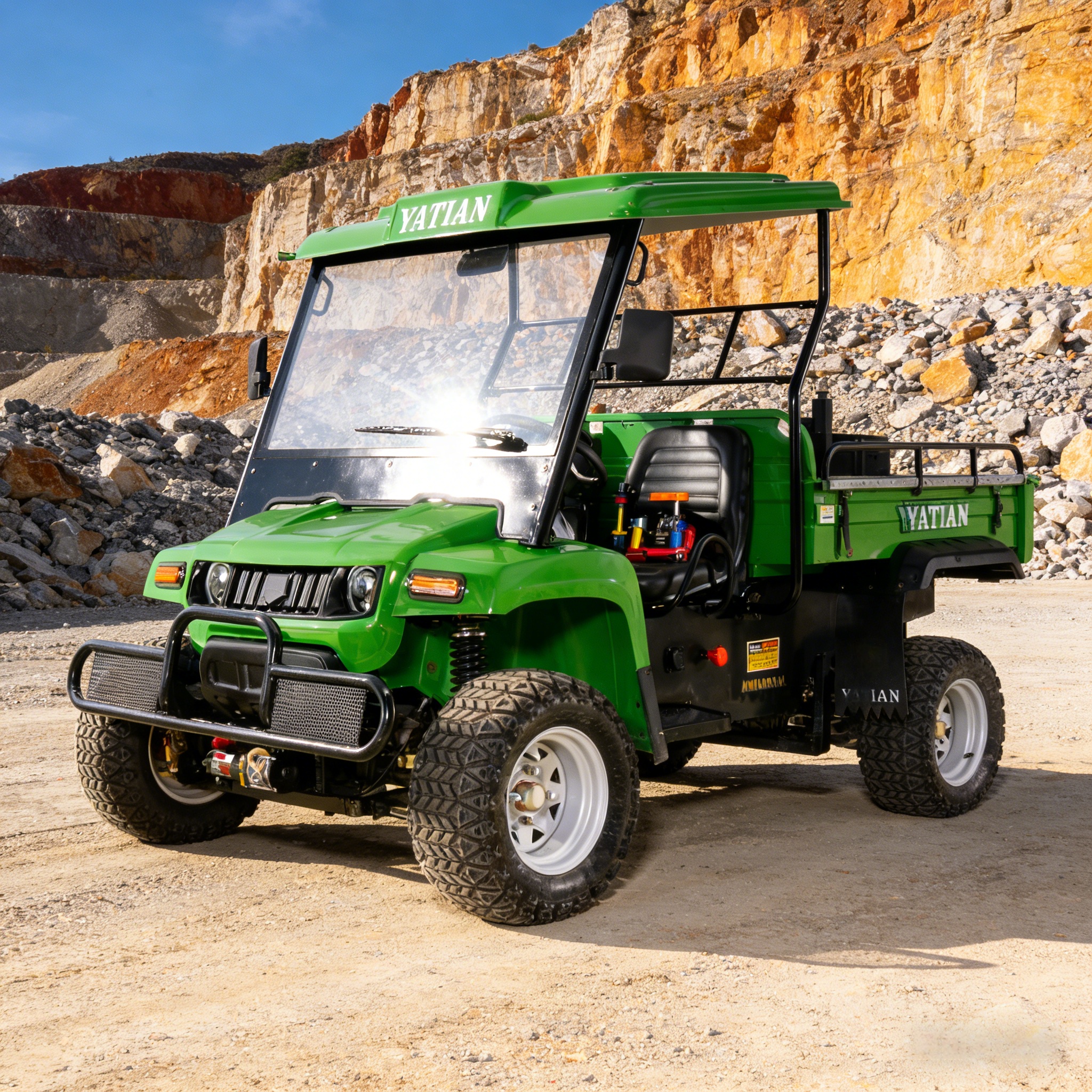 Yatian UTV trabalhando em um local robusto de minera&ccedil;&atilde;o e constru&ccedil;&atilde;o